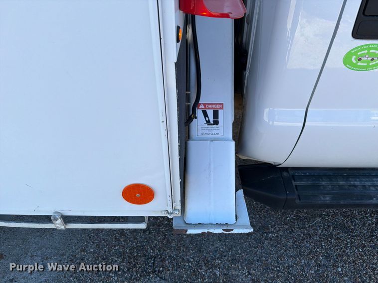 image for item ED5003 2016 Ford F550 bucket truck