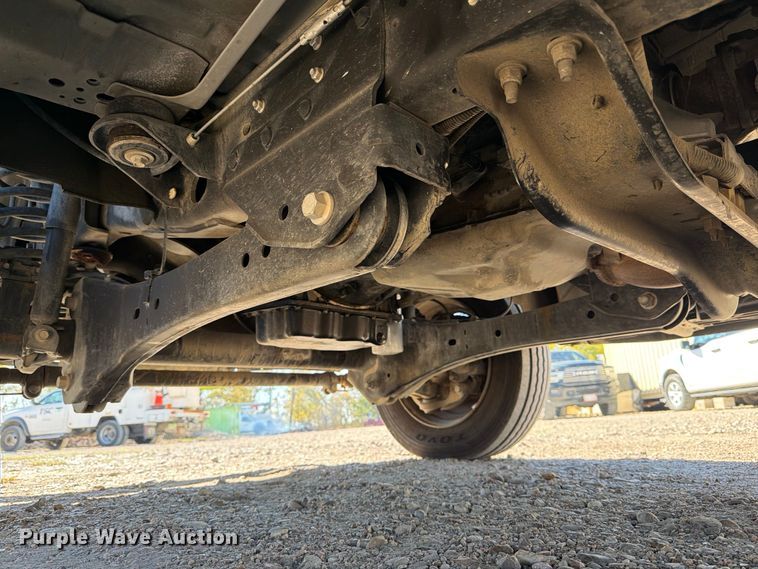 image for item ED5003 2016 Ford F550 bucket truck