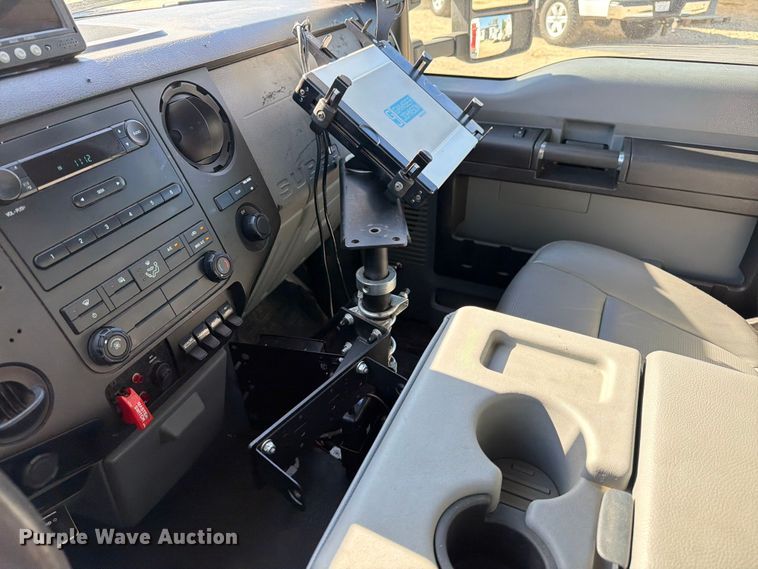 image for item ED5003 2016 Ford F550 bucket truck