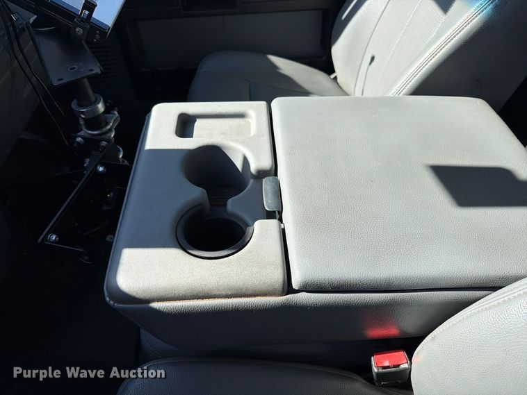 image for item ED5003 2016 Ford F550 bucket truck