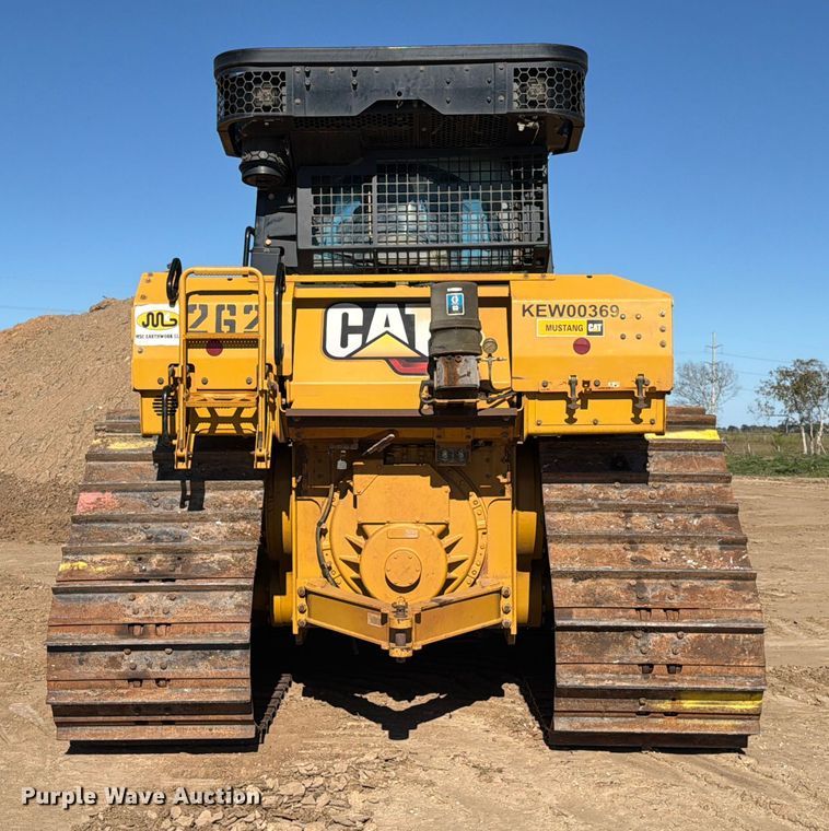image for item ED5004 2019 Caterpillar D6 LGP dozer