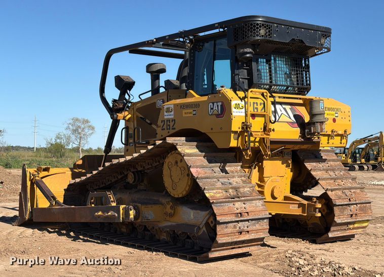 image for item ED5004 2019 Caterpillar D6 LGP dozer