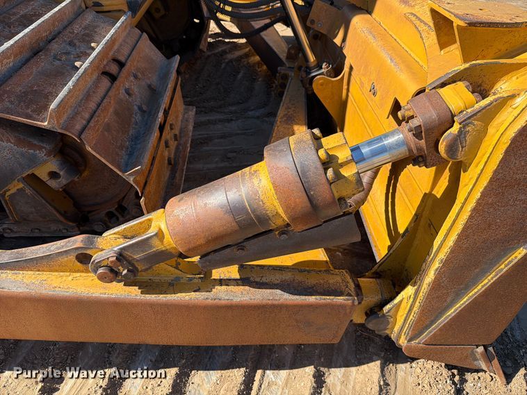 image for item ED5004 2019 Caterpillar D6 LGP dozer