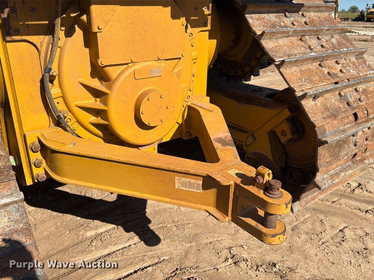 image for item ED5004 2019 Caterpillar D6 LGP dozer