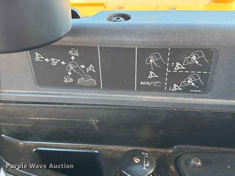 image for item ED5004 2019 Caterpillar D6 LGP dozer