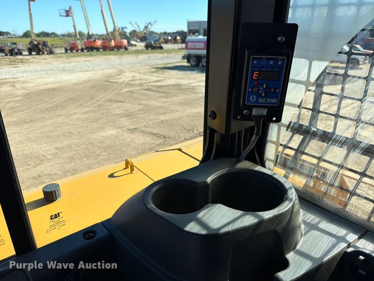 image for item ED5004 2019 Caterpillar D6 LGP dozer