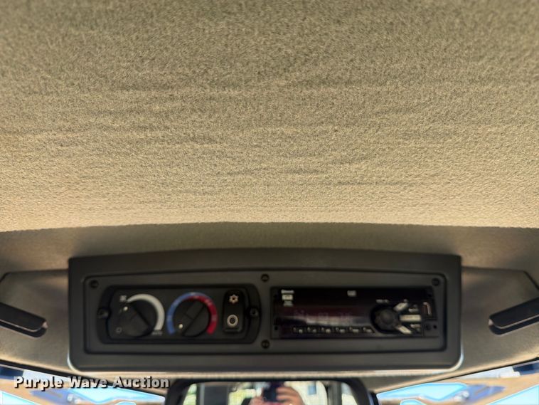 image for item ED5004 2019 Caterpillar D6 LGP dozer