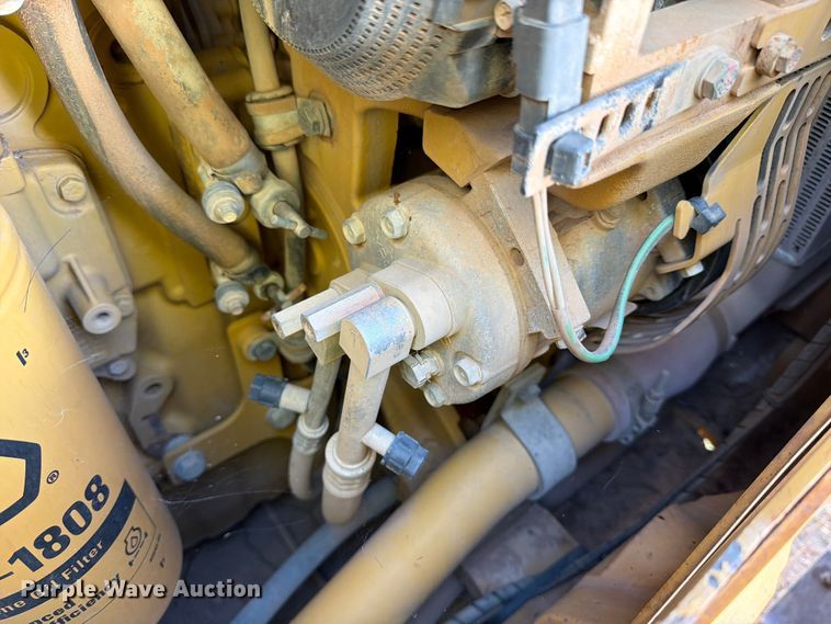 image for item ED5004 2019 Caterpillar D6 LGP dozer