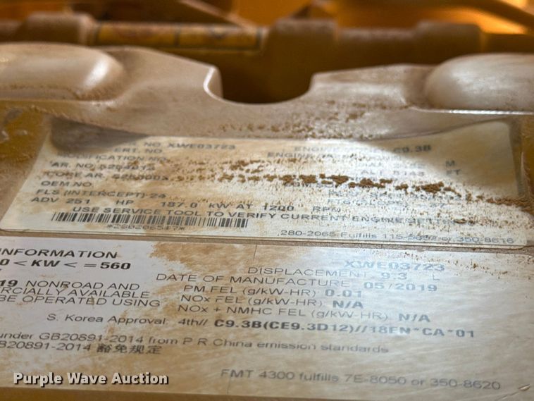 image for item ED5004 2019 Caterpillar D6 LGP dozer