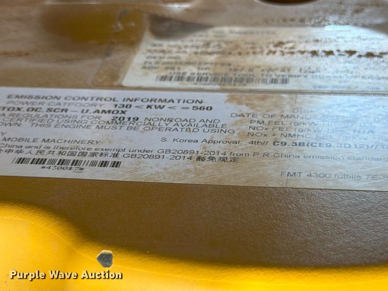 image for item ED5004 2019 Caterpillar D6 LGP dozer