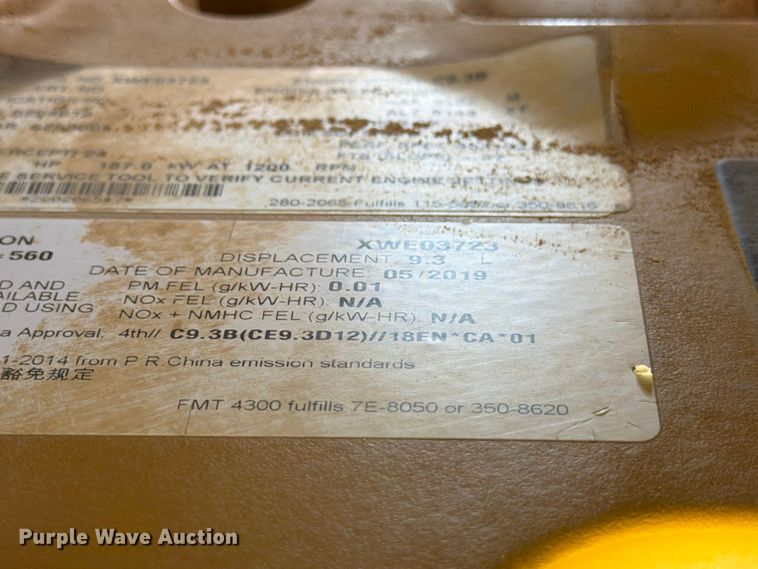 image for item ED5004 2019 Caterpillar D6 LGP dozer