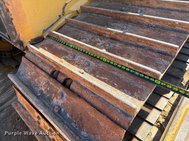 image for item ED5004 2019 Caterpillar D6 LGP dozer