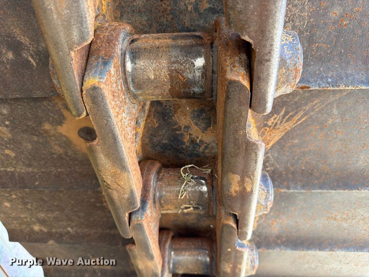 image for item ED5004 2019 Caterpillar D6 LGP dozer