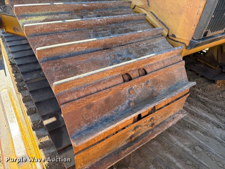 image for item ED5004 2019 Caterpillar D6 LGP dozer