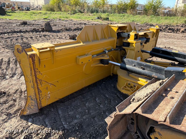image for item ED5006 2024 Caterpillar D5 LGP dozer