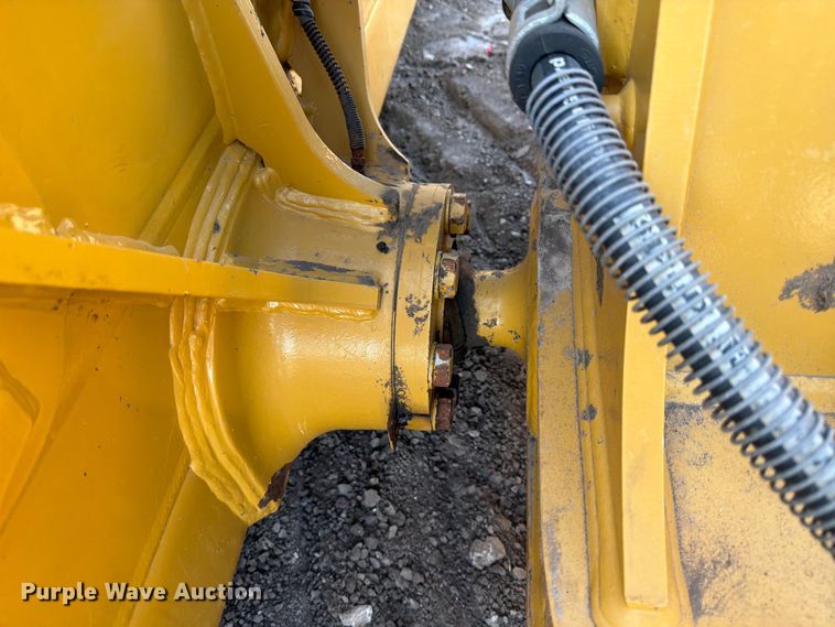 image for item ED5006 2024 Caterpillar D5 LGP dozer