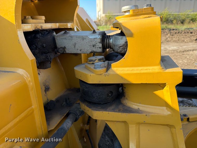 image for item ED5006 2024 Caterpillar D5 LGP dozer