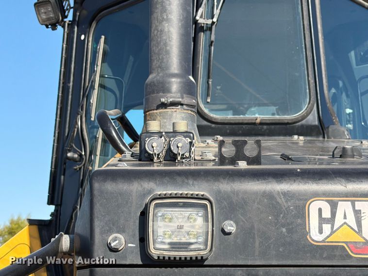 image for item ED5006 2024 Caterpillar D5 LGP dozer