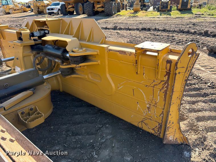 image for item ED5006 2024 Caterpillar D5 LGP dozer