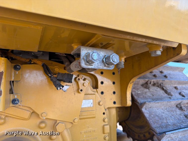 image for item ED5006 2024 Caterpillar D5 LGP dozer