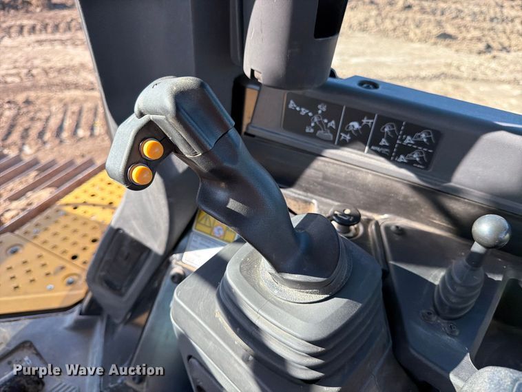 image for item ED5006 2024 Caterpillar D5 LGP dozer
