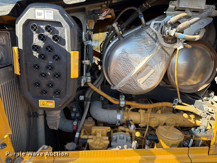 image for item ED5006 2024 Caterpillar D5 LGP dozer