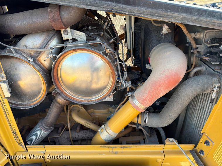 image for item ED5006 2024 Caterpillar D5 LGP dozer