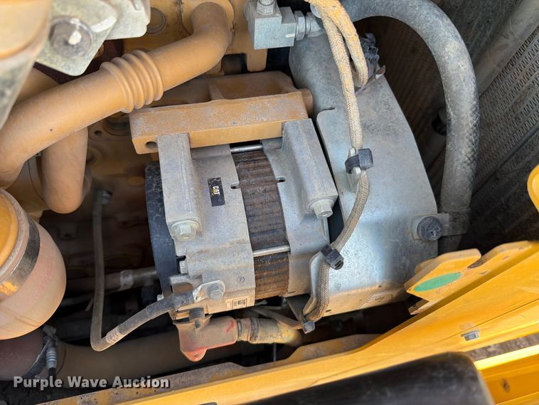 image for item ED5006 2024 Caterpillar D5 LGP dozer