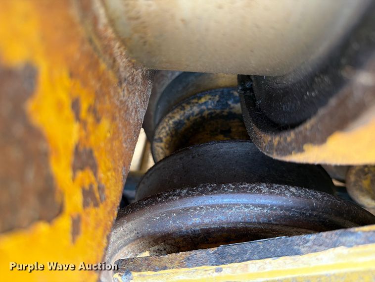 image for item ED5006 2024 Caterpillar D5 LGP dozer