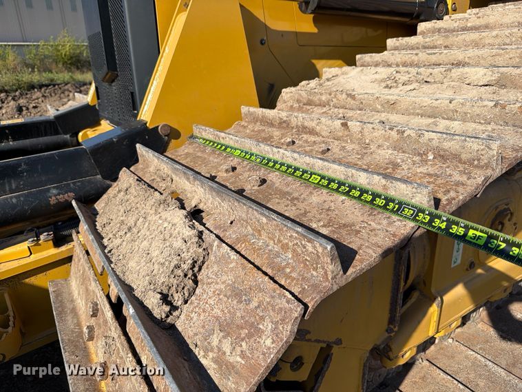 image for item ED5006 2024 Caterpillar D5 LGP dozer