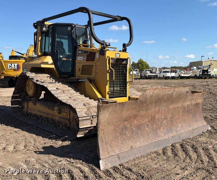TOPADOR FRONTAL 2016 CATERPILLAR D6NLGP