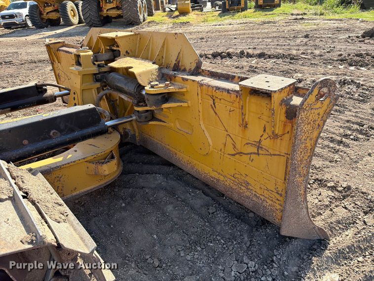 image for item ED5007 2016 Caterpillar D6N LGP dozer