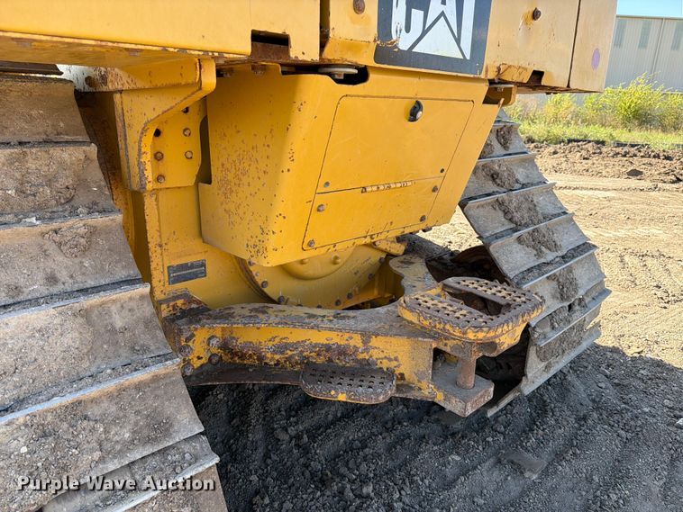 image for item ED5007 2016 Caterpillar D6N LGP dozer