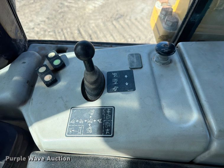 image for item ED5007 2016 Caterpillar D6N LGP dozer