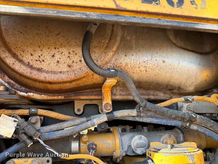 image for item ED5007 2016 Caterpillar D6N LGP dozer