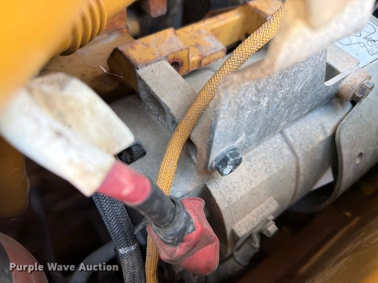 image for item ED5007 2016 Caterpillar D6N LGP dozer