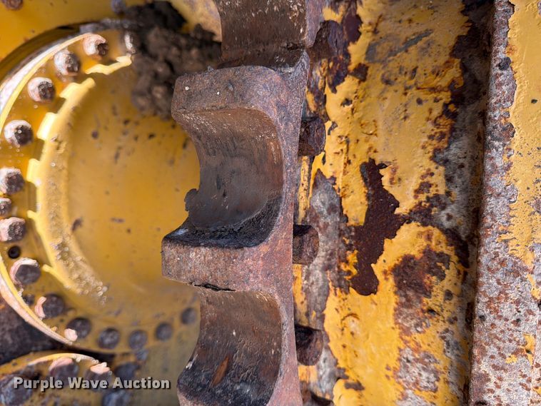 image for item ED5007 2016 Caterpillar D6N LGP dozer