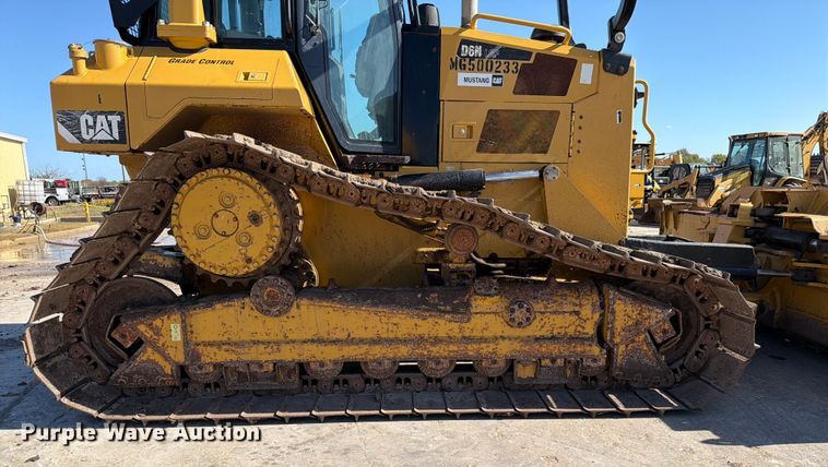 image for item ED5007 2016 Caterpillar D6N LGP dozer