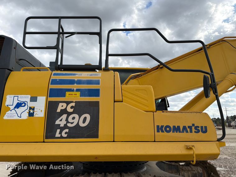 image for item ED5008 2016 Komatsu PC490LC-11 excavator