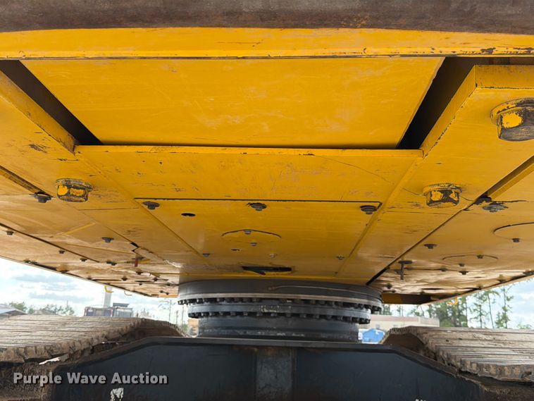 image for item ED5008 2016 Komatsu PC490LC-11 excavator