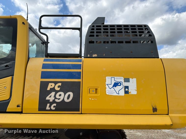 image for item ED5008 2016 Komatsu PC490LC-11 excavator