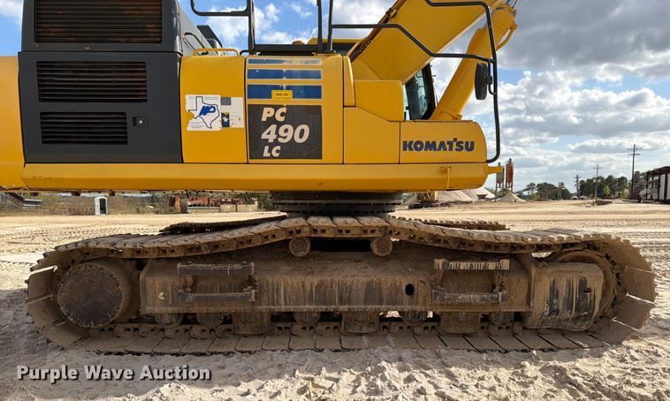 image for item ED5008 2016 Komatsu PC490LC-11 excavator