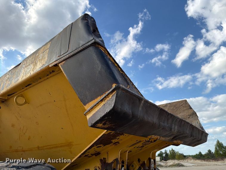 image for item ED5009 2016 Komatsu HM400-5 articulated haul truck