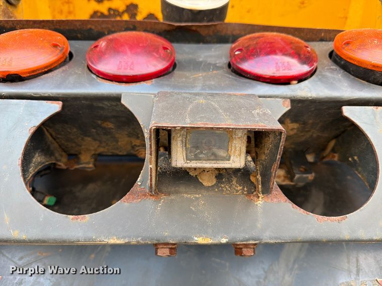 image for item ED5009 2016 Komatsu HM400-5 articulated haul truck