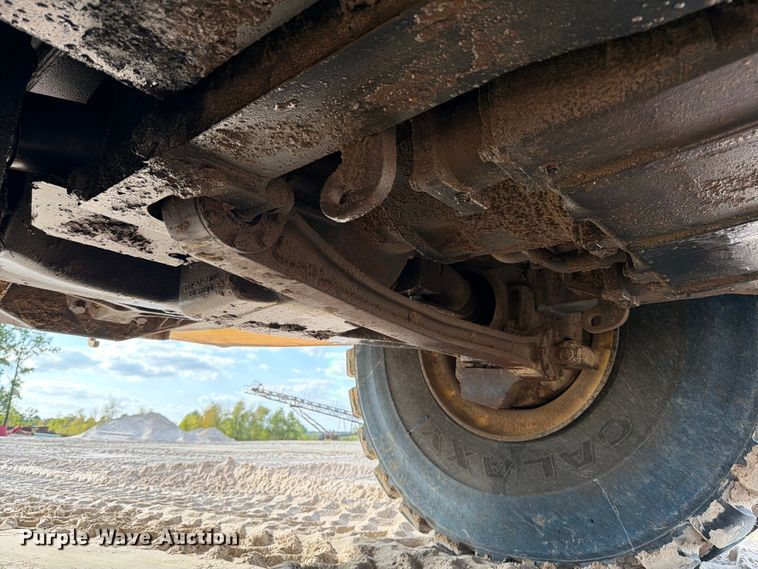 image for item ED5009 2016 Komatsu HM400-5 articulated haul truck