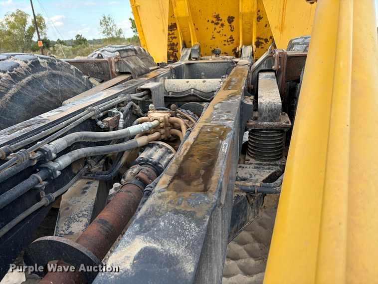 image for item ED5009 2016 Komatsu HM400-5 articulated haul truck