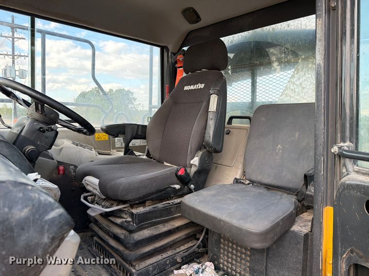 image for item ED5009 2016 Komatsu HM400-5 articulated haul truck