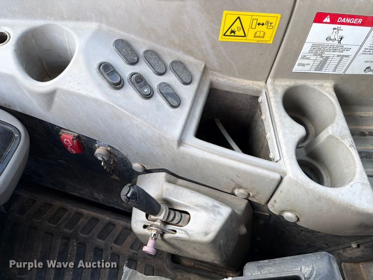 image for item ED5009 2016 Komatsu HM400-5 articulated haul truck