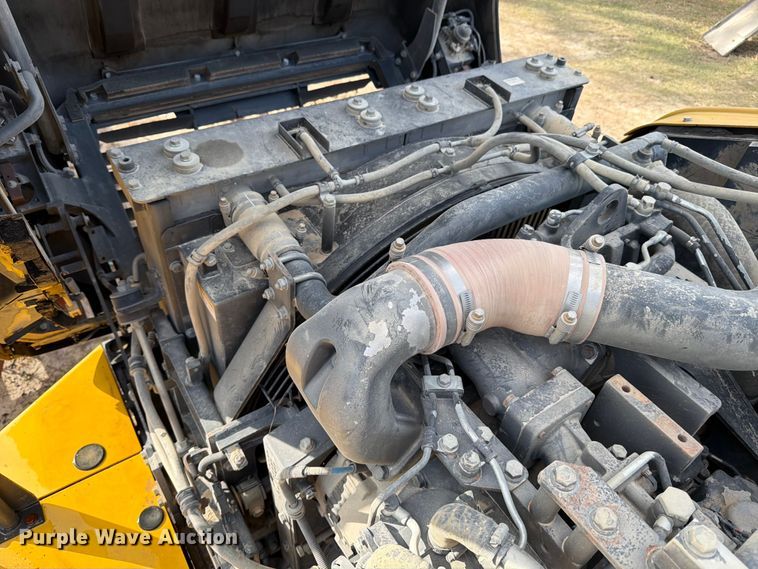 image for item ED5009 2016 Komatsu HM400-5 articulated haul truck