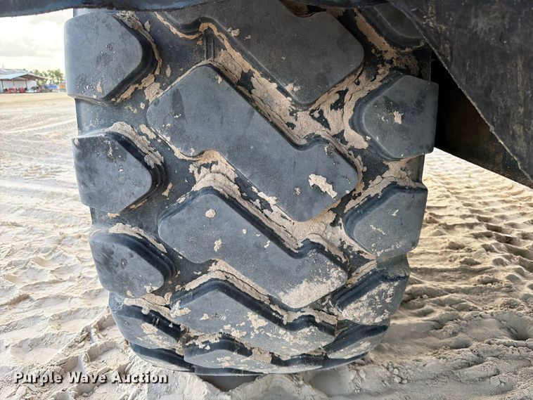 image for item ED5009 2016 Komatsu HM400-5 articulated haul truck